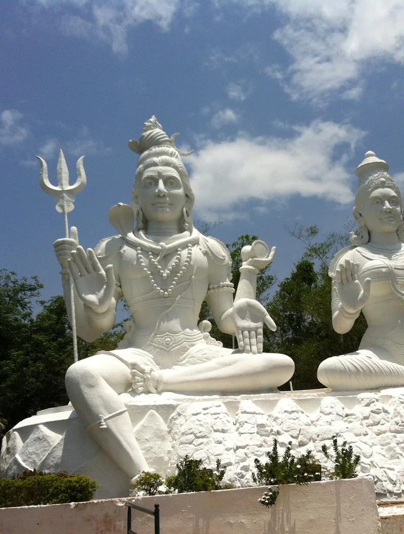 Shiva and Parvati statues at Kailasagiri in Visakhapatnam